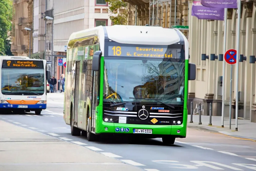 Öffentlicher Personennahverkehr